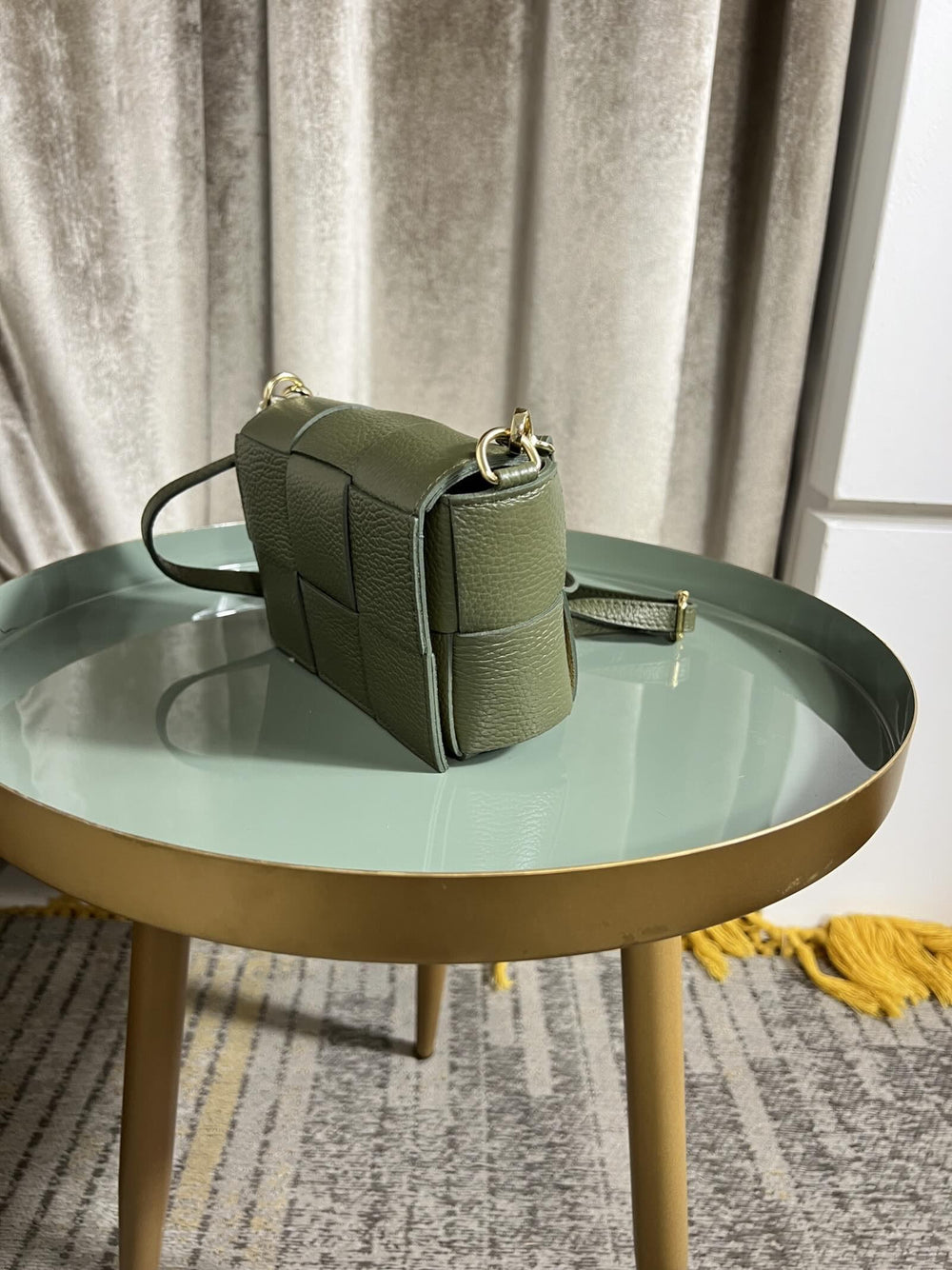 BORSA VERDE MILITARE A INTRECCIO IN PELLE CON TRACOLLA 249215VERDE MILITARE FEMME CAFE SELECTION