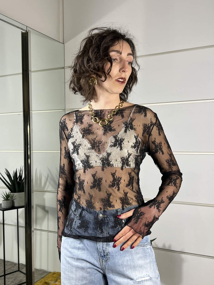 t-shirt in pizzo  nera con manicoto 10997NERO SUSY MIX