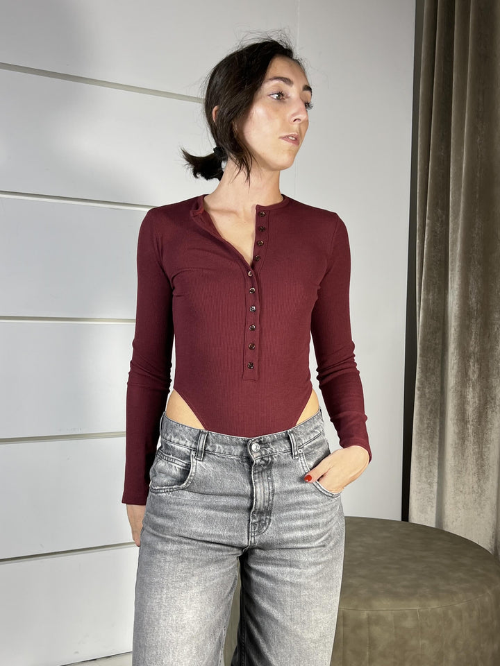 t-shirt a costine a body manica lunga con bottoncini, sgambato bordeaux UF0093BORDEAUX VICOLO