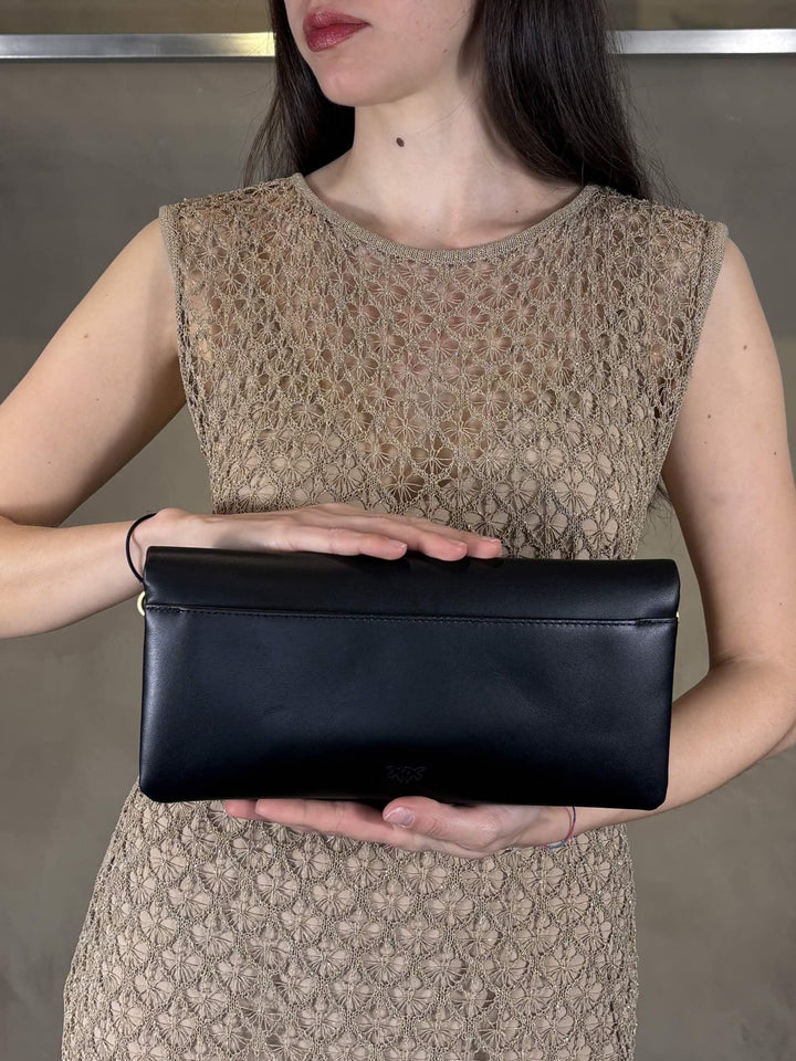 pochette a tracolla nera e oro CLICK SOFT HORIZONTAL CLASSICZ99Q PINKO