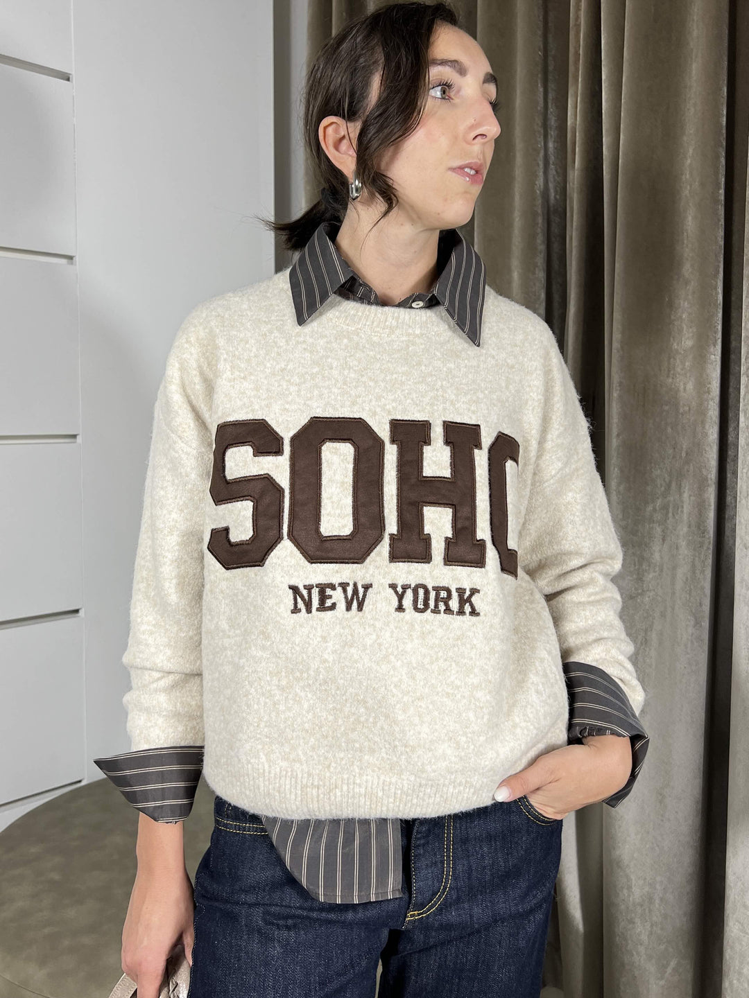 MAGLIONE PANNA CON SCRITTA SOHO MBD-P136PANNA HAVE ONE