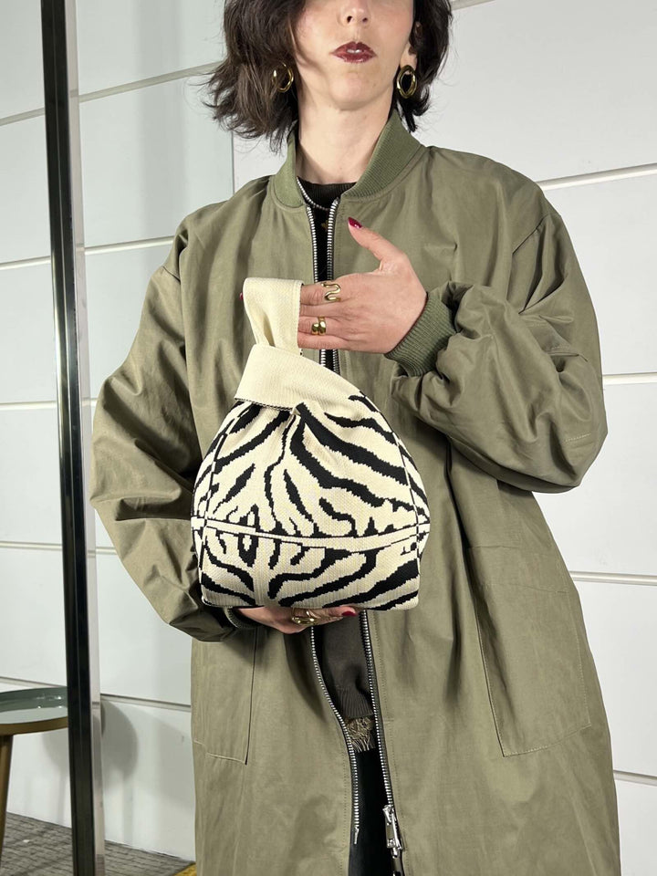borsa in tessuto, a mano, a fantasia black zebra TUB2416BLACK ZEBRA FEMME CAFE SELECTION