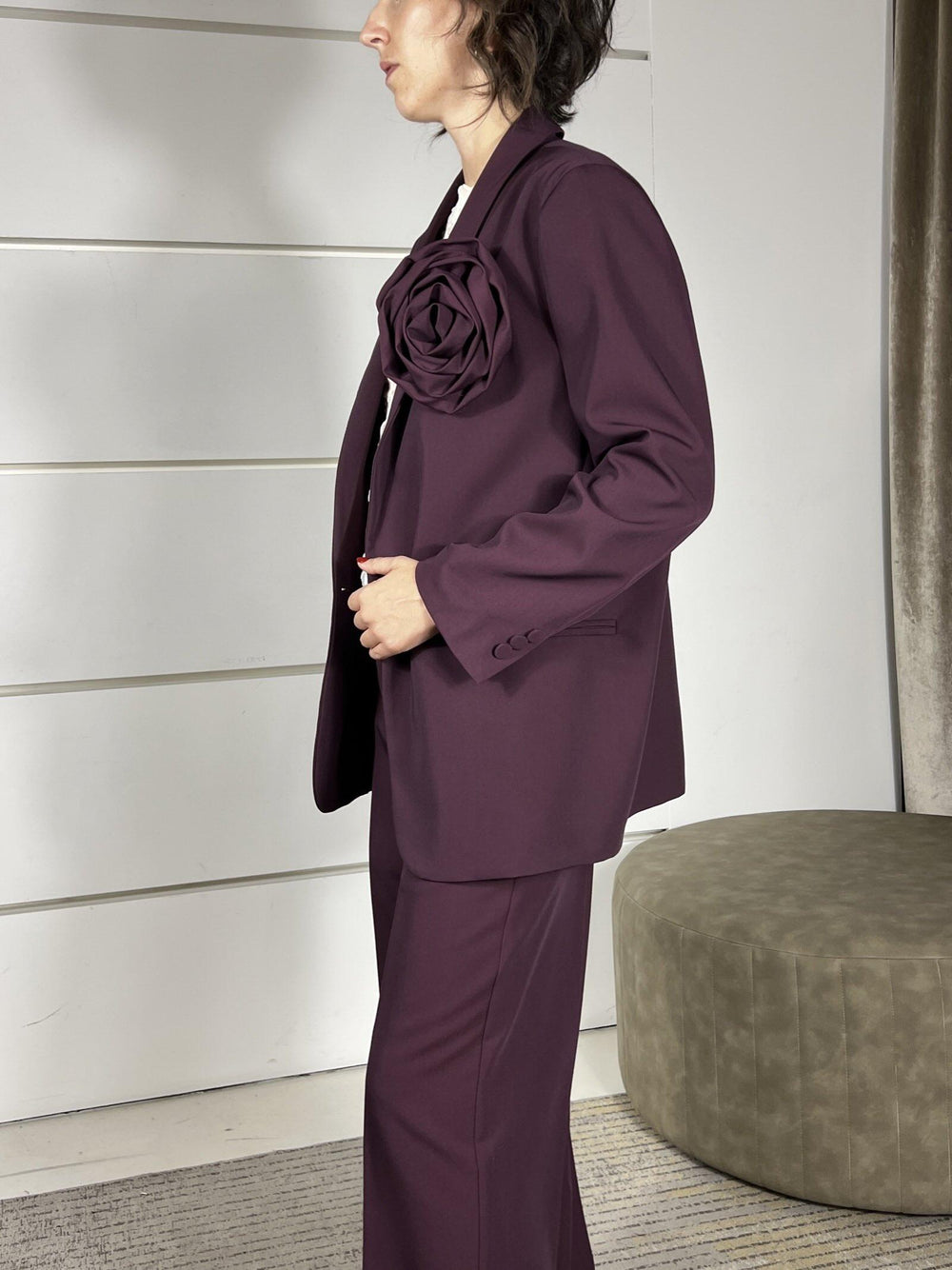 GIACCA BORDEAUX OVER UN BOTTONE CON SPILLA A FIORE TF0372BORDEAUX VICOLO