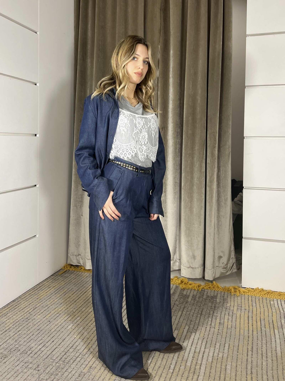pantalone in denim ampio con cinta e pinces 121PE26BLU TENSIONE IN