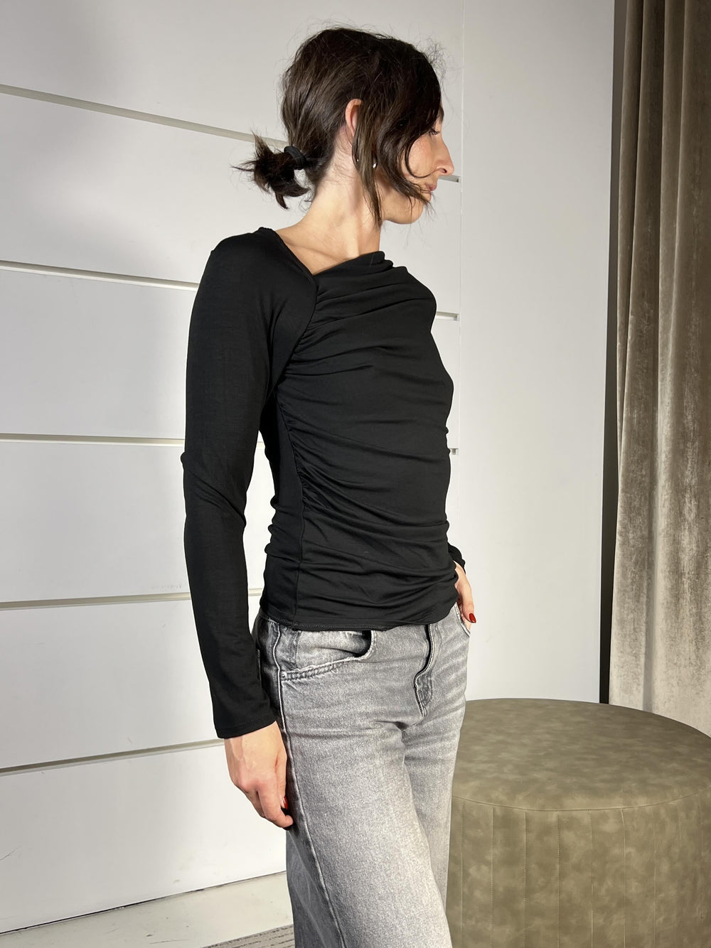 t-shirt manica lunga con arricciatura nera 2650NERO SUSY MIX