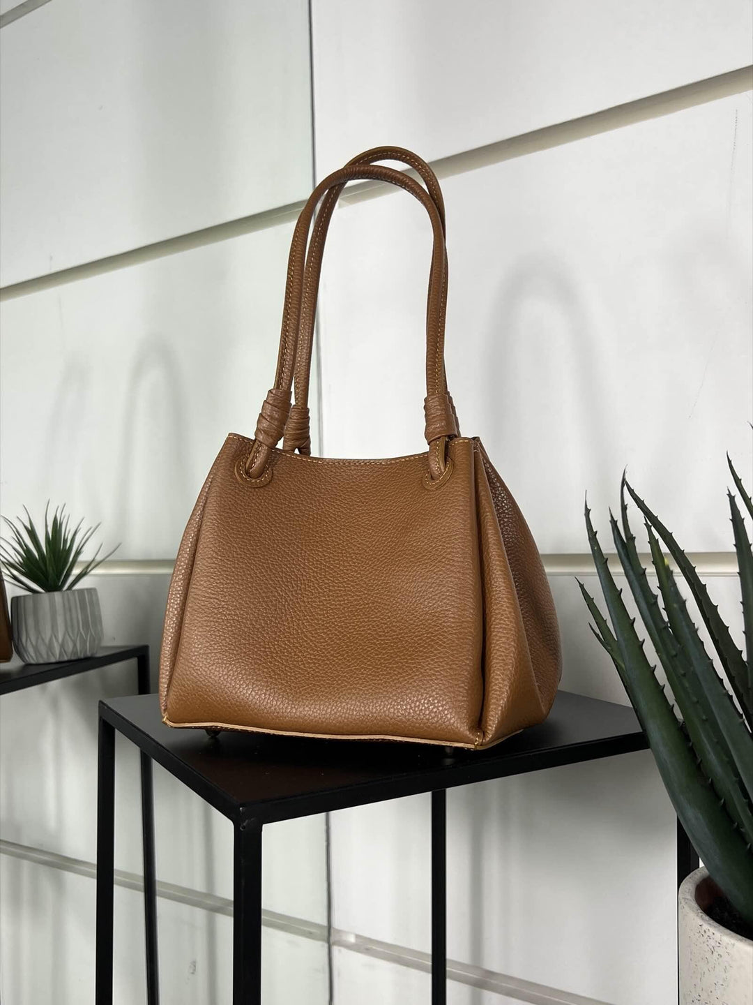 borsa a secchiello cuoio in vera pelle con pochette e tracolla DO-B0210CUOIO FEMME CAFE SELECTION