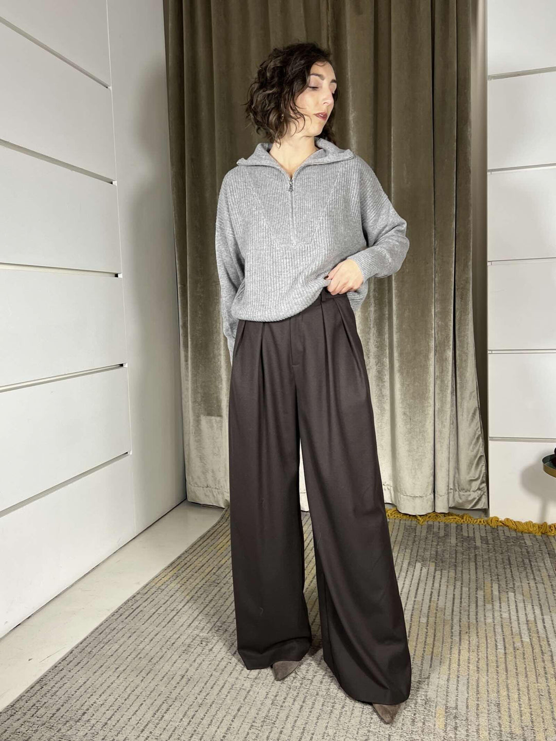 pantalone a palazzo con pinces moro TF1910MORO VICOLO