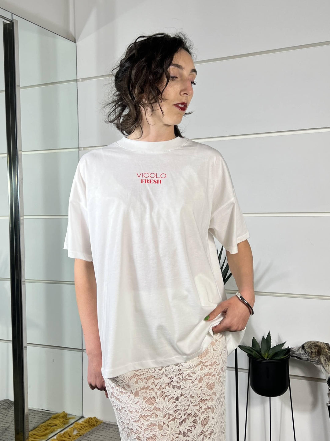 t-shirt naturale con stampa fragole RAB0624NATURALE 02 VICOLO