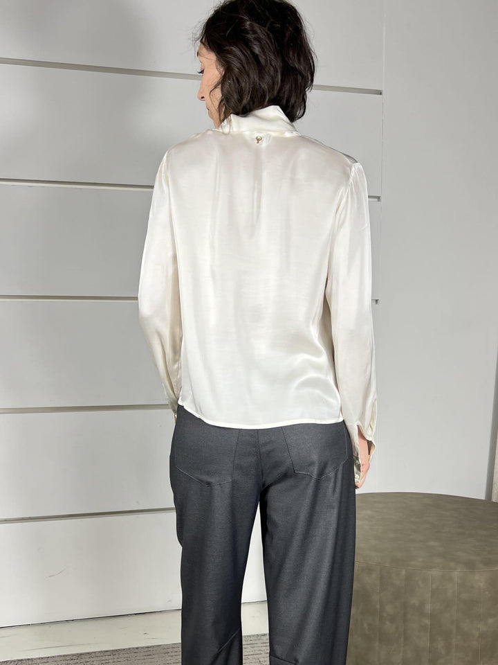 camicia in viscosa con rouches nel collo burro in viscosa W01G0713BURRO PHILIA LOFT