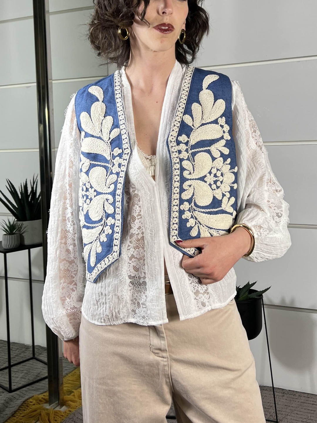 gilet iin denim con ricamo 26780003JEANS SUSY MIX