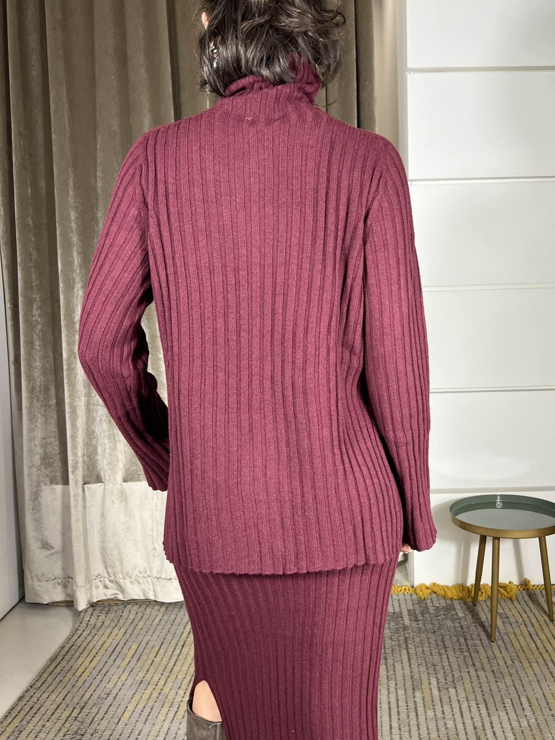 maglione a coste lungo collo alto con spacchi in misto lana bordeaux 77018FBORDEAUX VICOLO