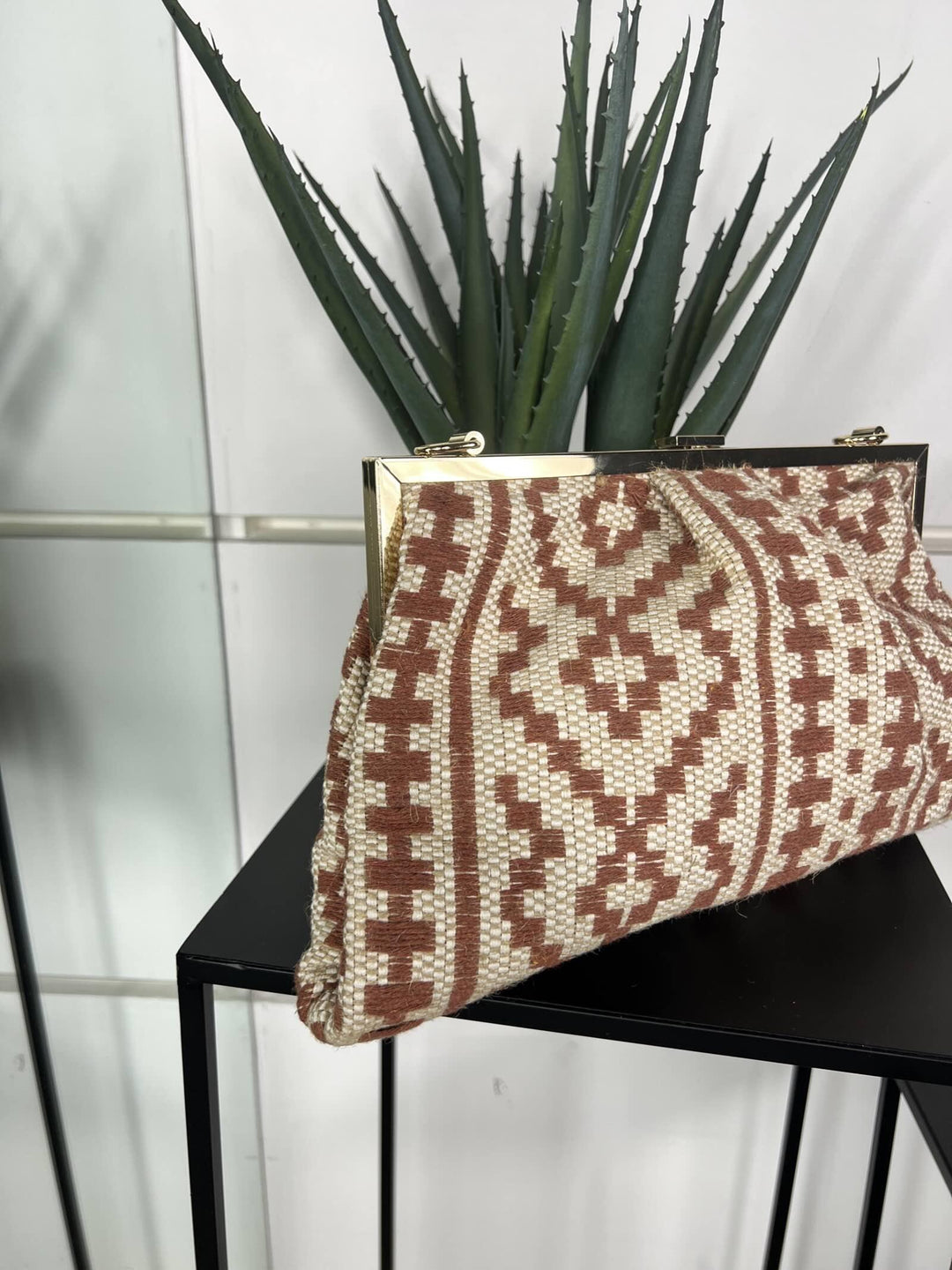 borsa a clutch con fantasia geometrica brown con tracolla FF27472BROWN FEMME CAFE SELECTION