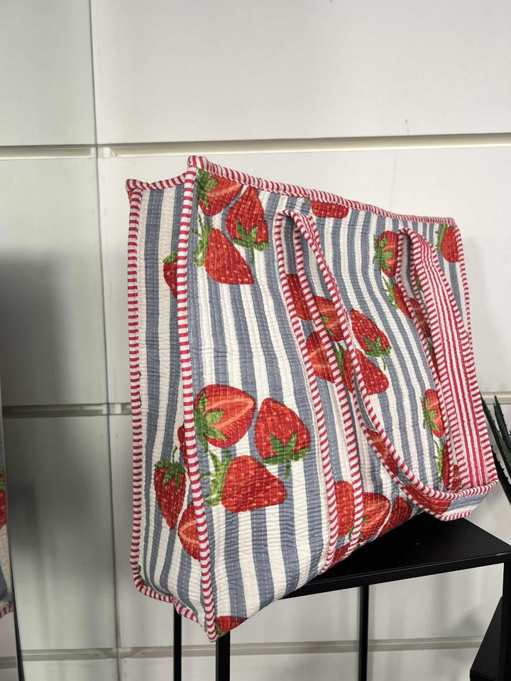 borsa in cotone con stampe, a spalla, chiusura con zip, tasca a parete CO-B0225FRAGOLA/AZZURRO FEMME CAFE SELECTION
