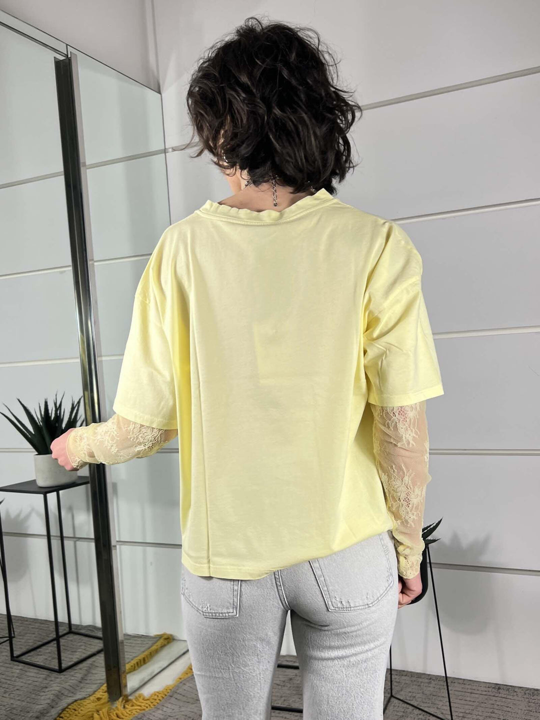 t-shirt  manica corta con manica in pizzo gialla 11073GIALLO SUSY MIX