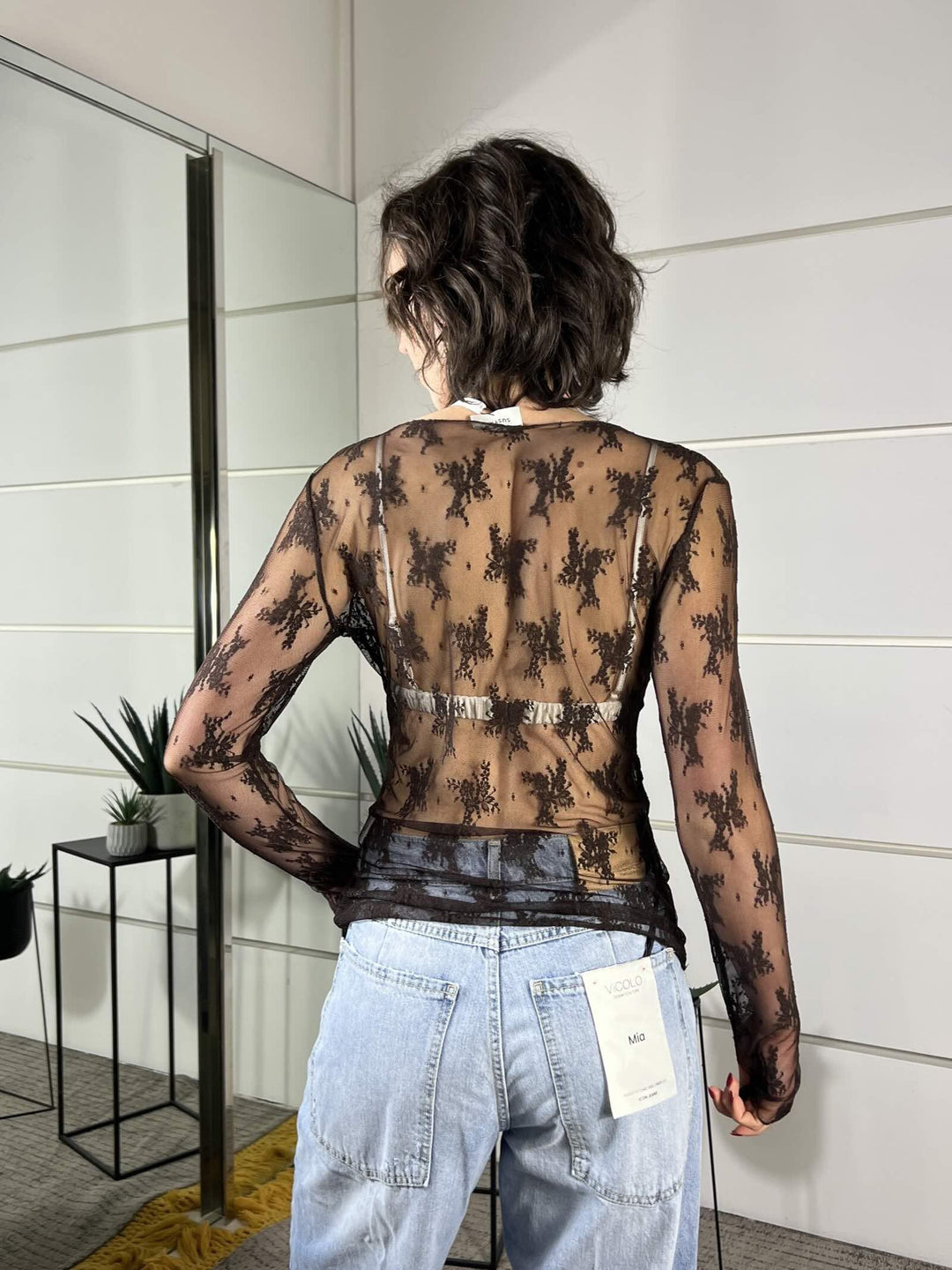 t-shirt in pizzo moro con manicotto 10997MORO SUSY MIX