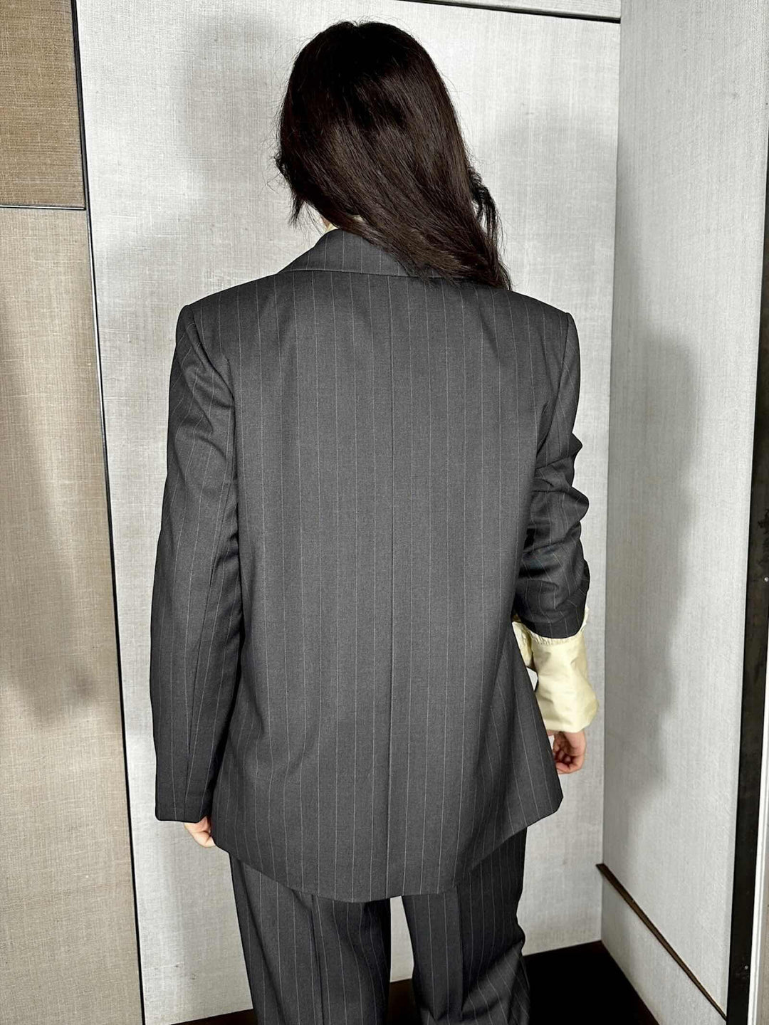 giacca monopetto gessata grigia ICIF4221 CARLA G