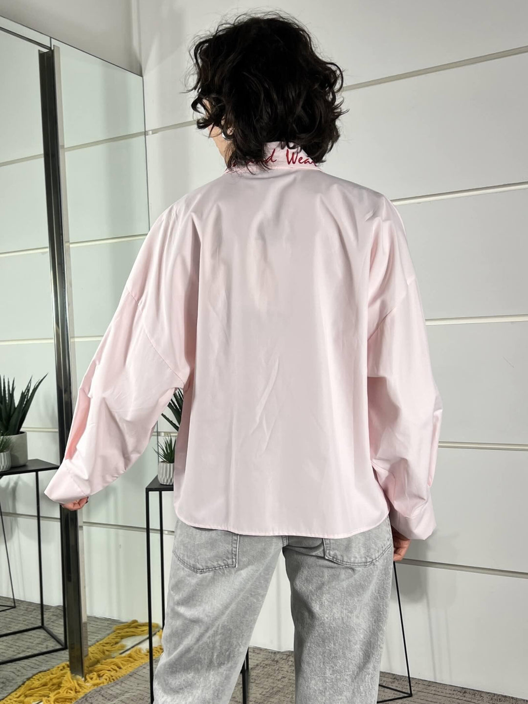 camicia rosa con scritta ricamata rossa CVS-Q155ROSA/ROSSO HAVE ONE