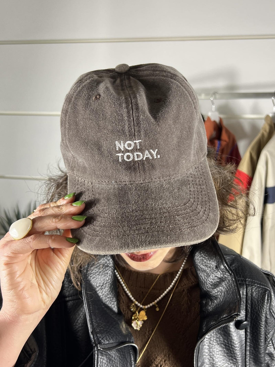 cappello con scritta not today CAPP26SF1MARRONE TWO WAY