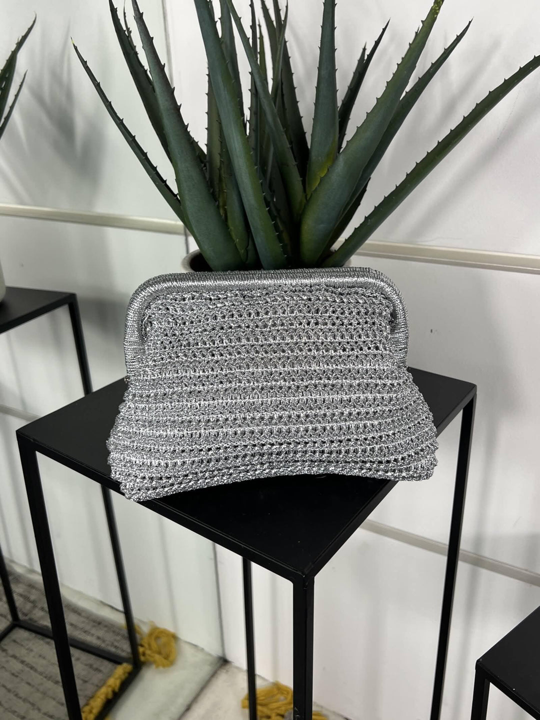 borsa a clucth a intreccio  metallizzata argento con tracolla CE-2508SILVER FEMME CAFE SELECTION