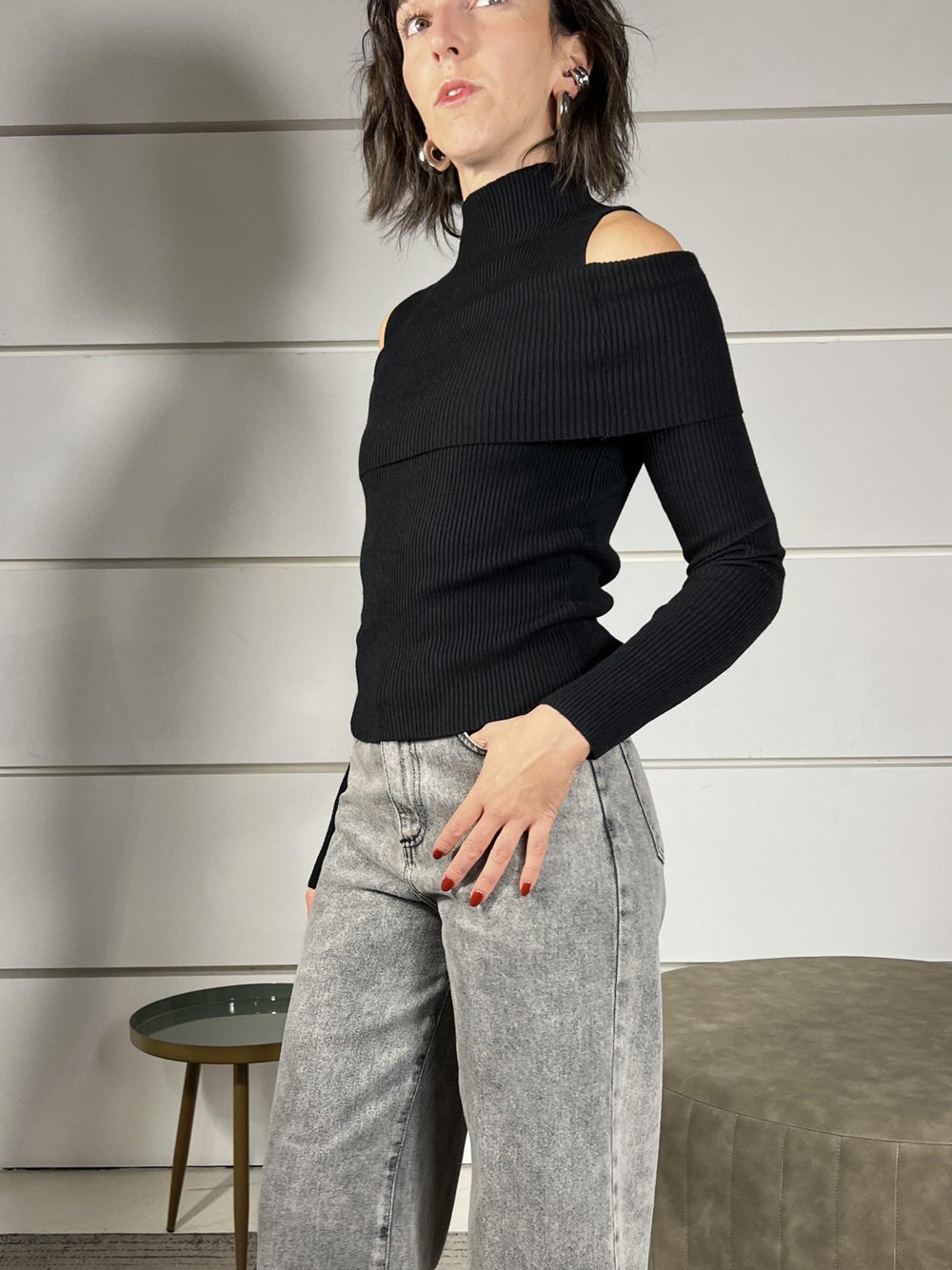maglia a costine shiffer con cut out nera 8175NERO SUSY MIX