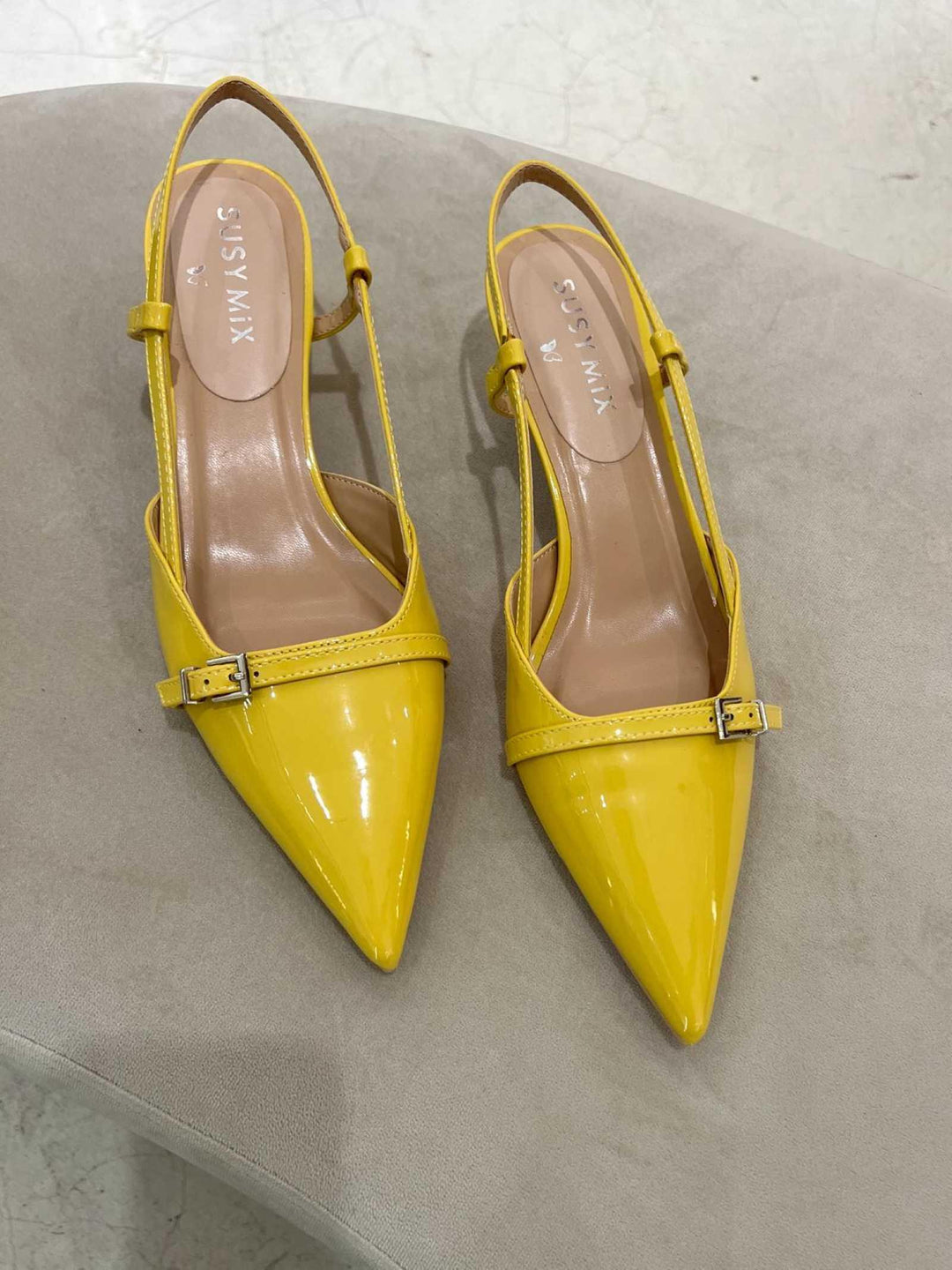 slingback in vernice gialla con cinturino 95115GIALLO SUSY MIX
