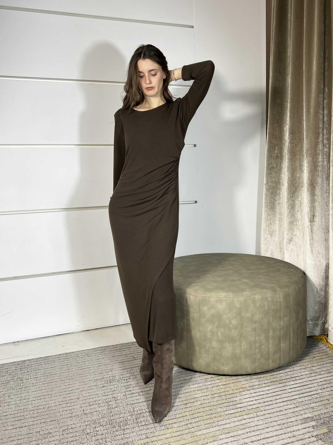 abito lungo con spallina e arricciatura moro A10235ATMORO TENSIONE IN