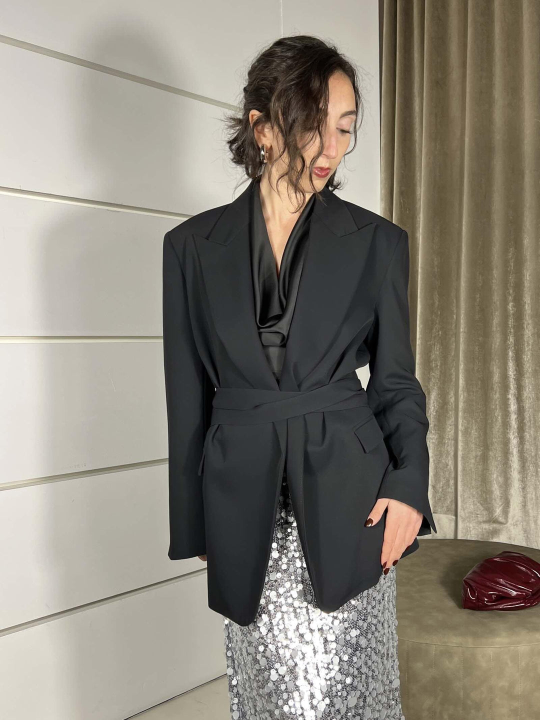 giacca over con cinta nera TF1558NERO VICOLO