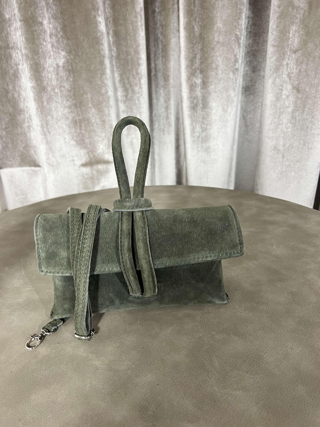 BORSA A NODO IN CAMOSCIO VERDE 200415VERDE FEMME CAFE SELECTION