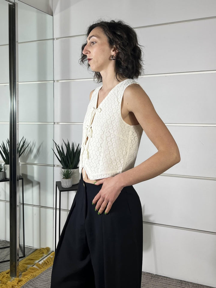 gilet in pizzo sangallo con fiochhi bianco 12524WHITE FEMME SELECTION