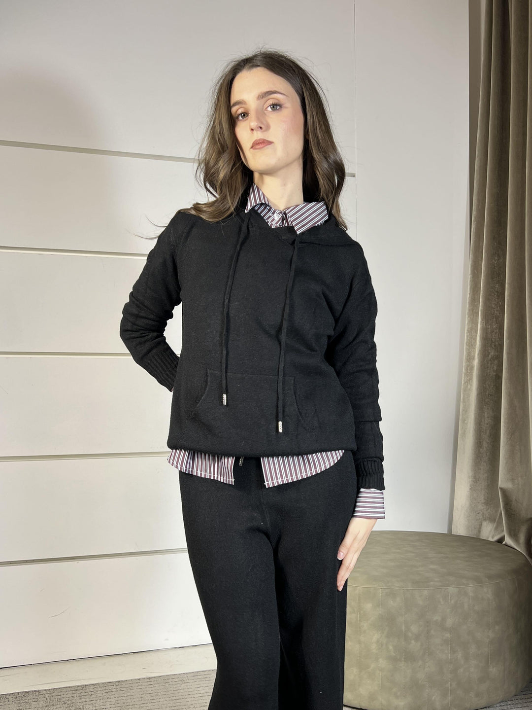 completo nero felpa con cappuccio e pantalone a palazzo LN871225NERO SUSY MIX