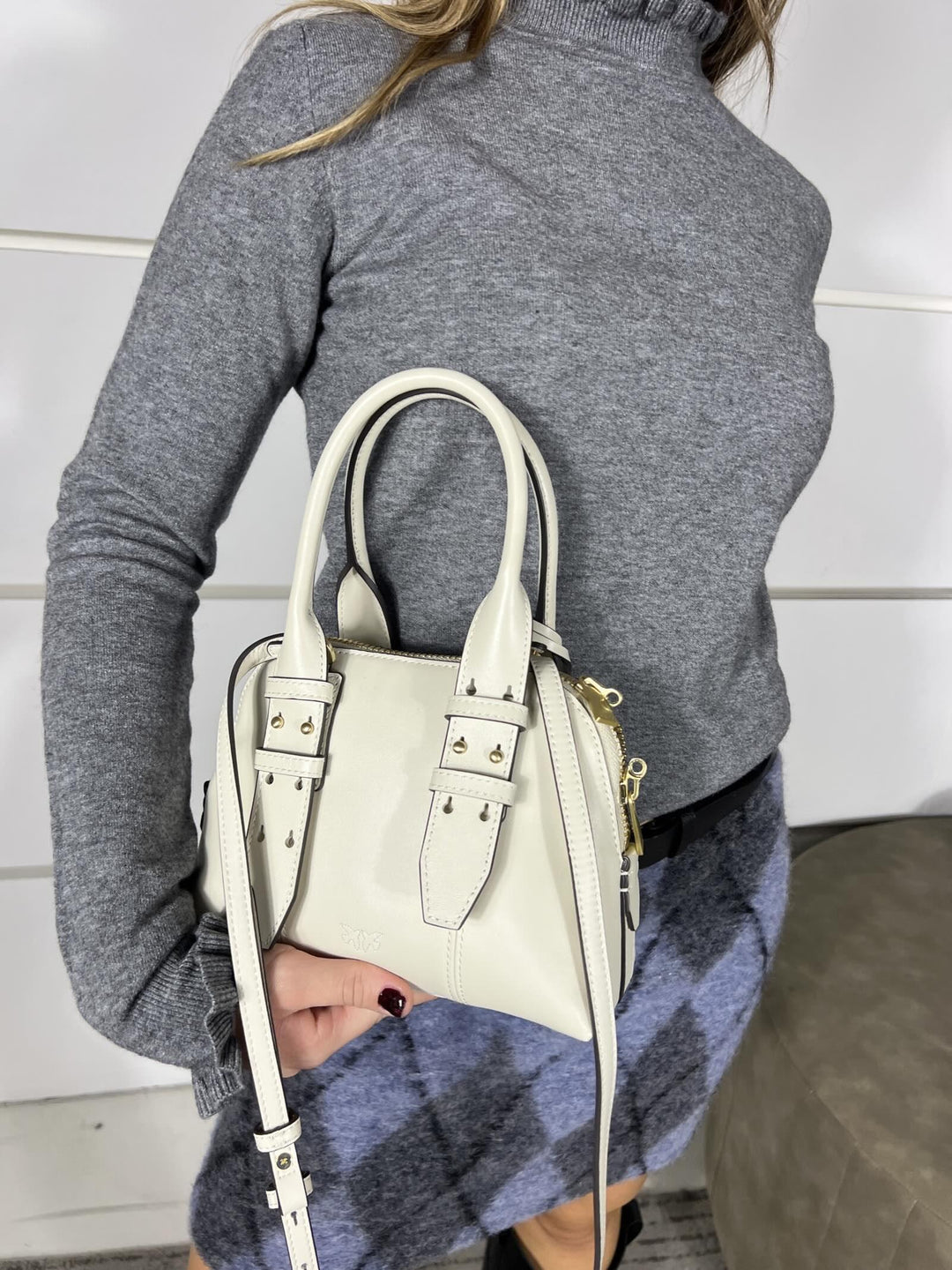 Borsa bowling bag mini bianca BOWLING BAG ZIP MINIZ14V PINKO