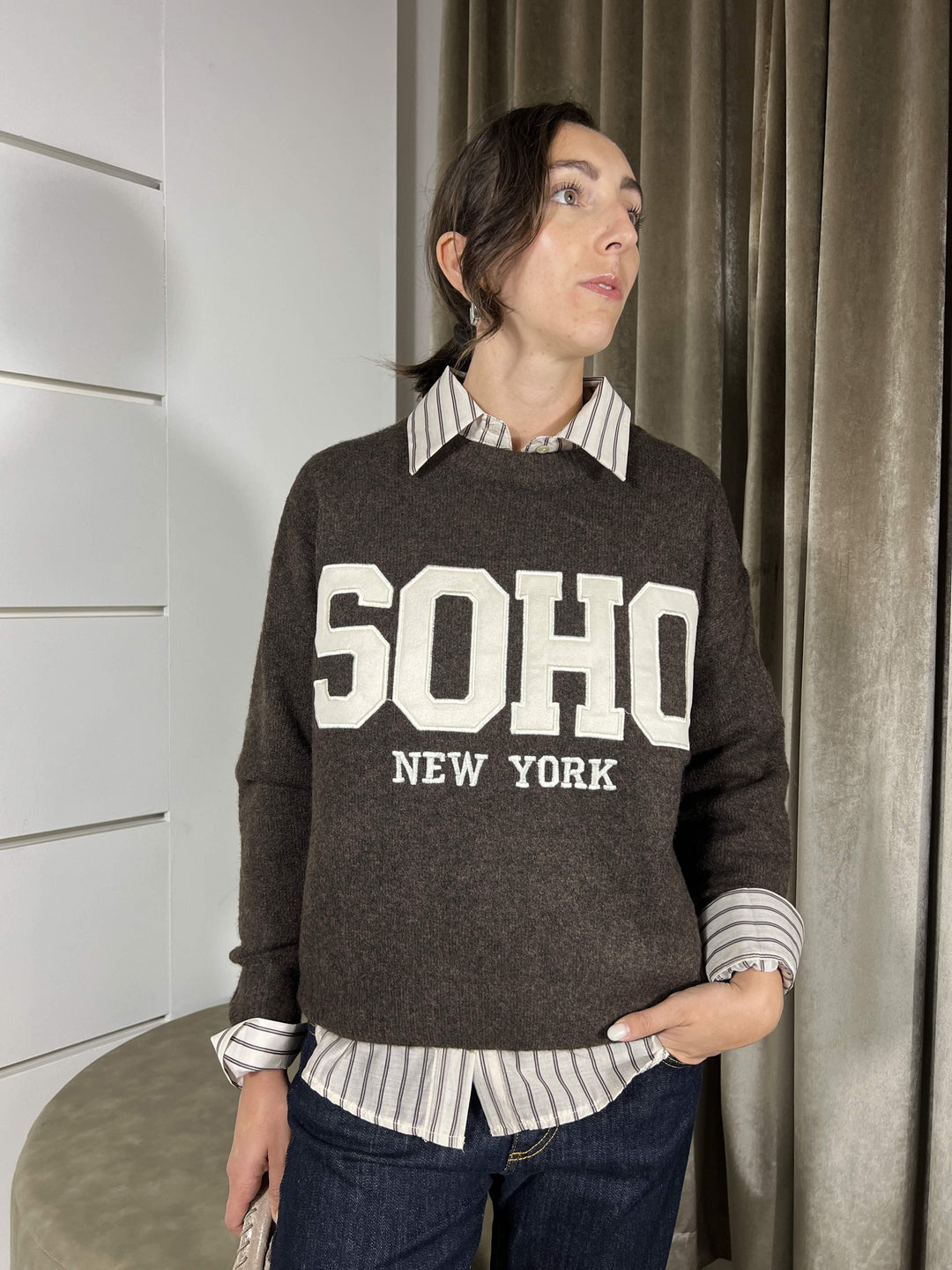 MAGLIONE CON SCRITTA SOHO MORO MBD-P136MORO HAVE ONE