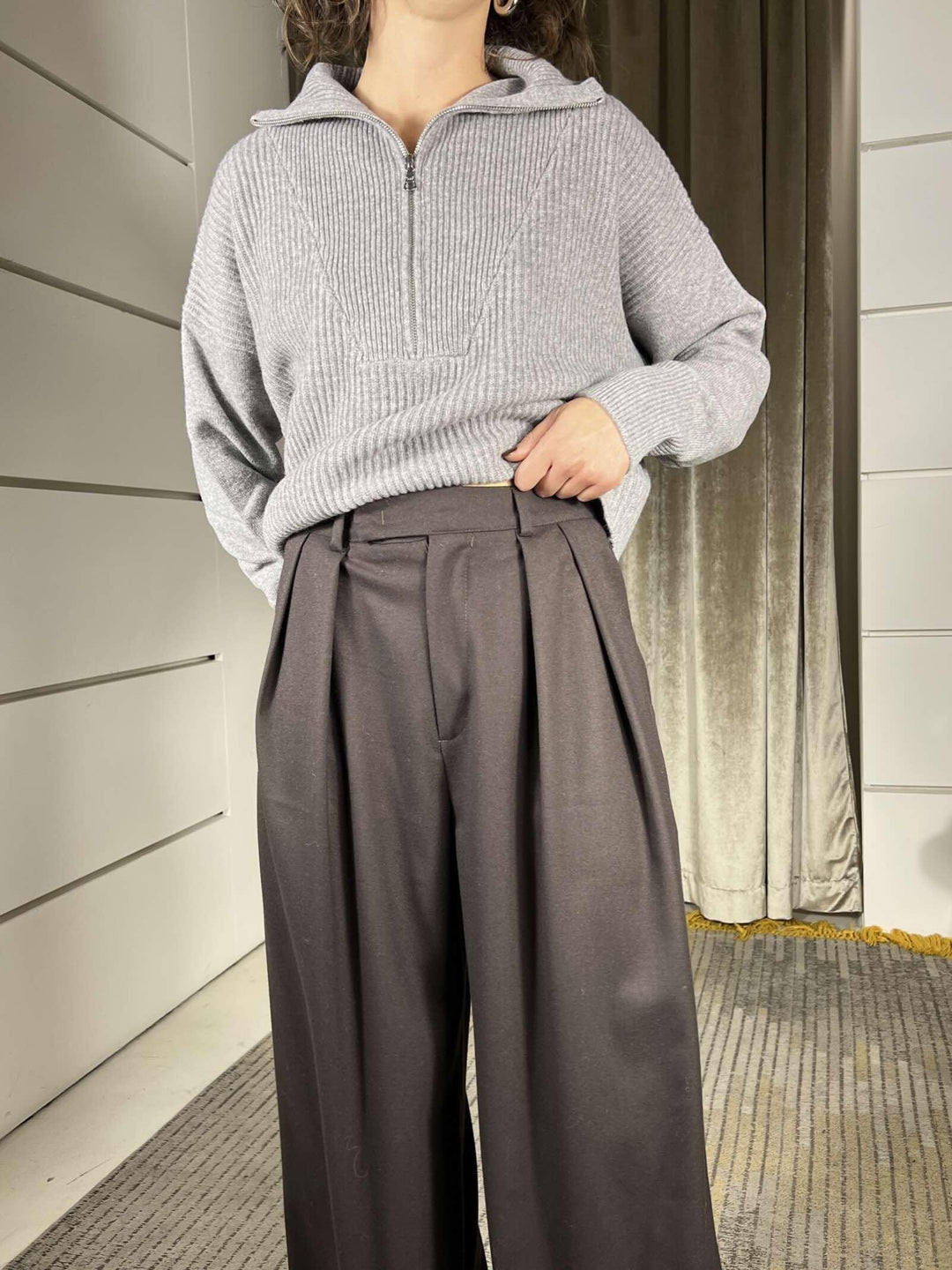 pantalone a palazzo con pinces moro TF1910MORO VICOLO