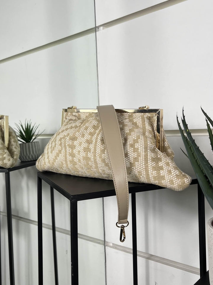 borsa a clutch con fantasia geometrica kaki  con tracolla FF27472KAKI FEMME CAFE SELECTION