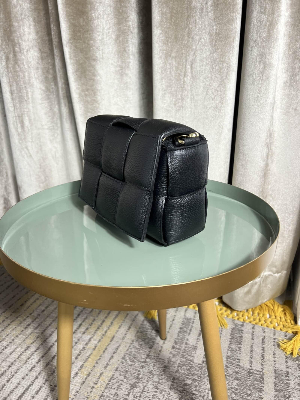 BORSA NERA A INTRECCIO IN PELLE CON TRACOLLA 264130NERO FEMME CAFE SELECTION