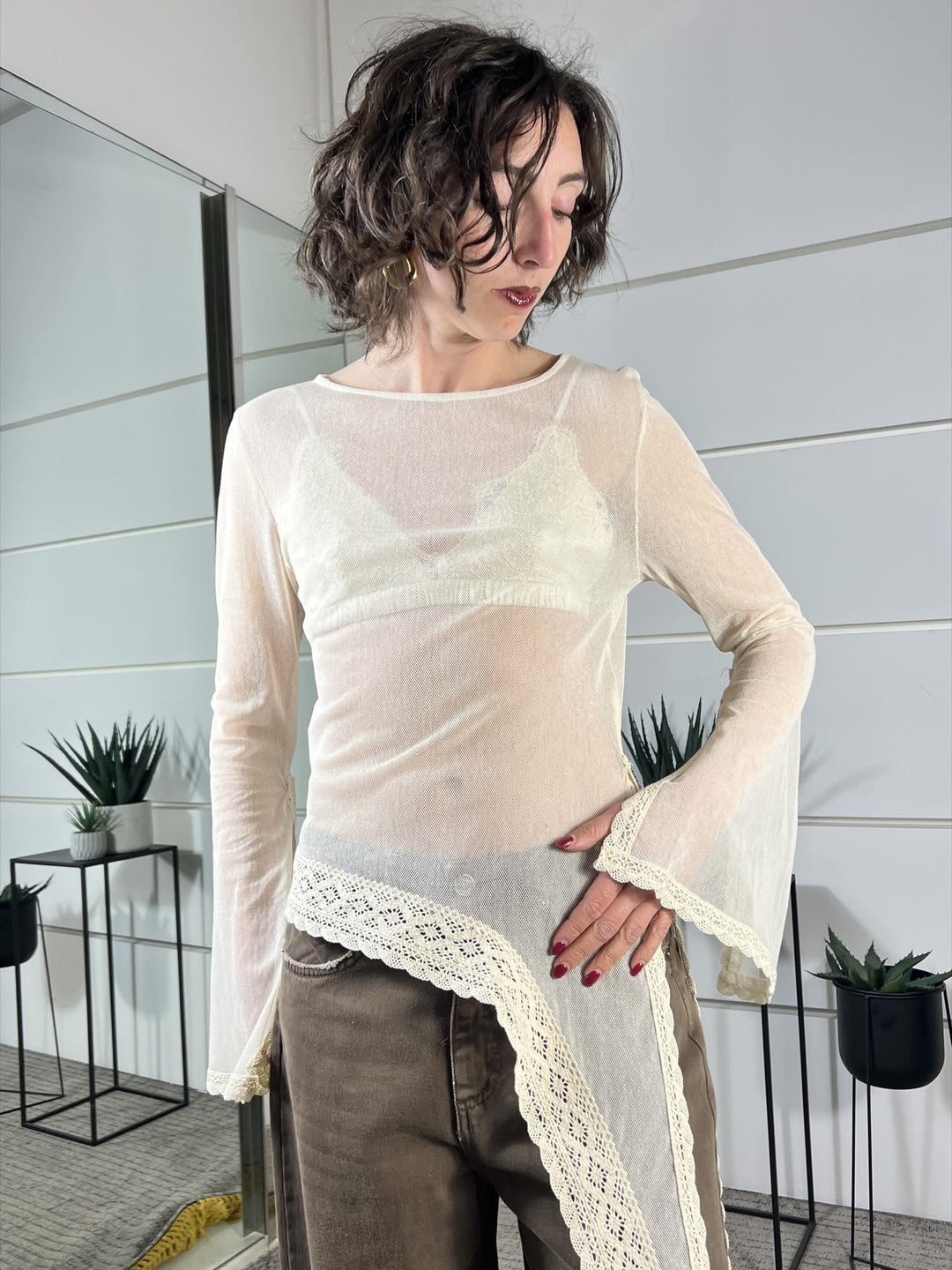 maglia con pizzo asimmetrica panna MVS-Q111BURRO HAVE ONE