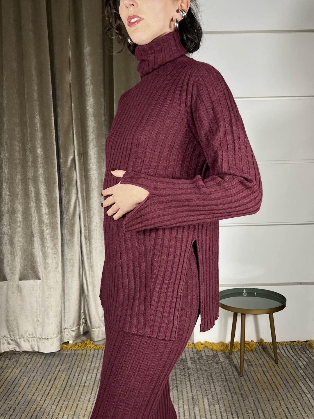 maglione a coste lungo collo alto con spacchi in misto lana bordeaux 77018FBORDEAUX VICOLO