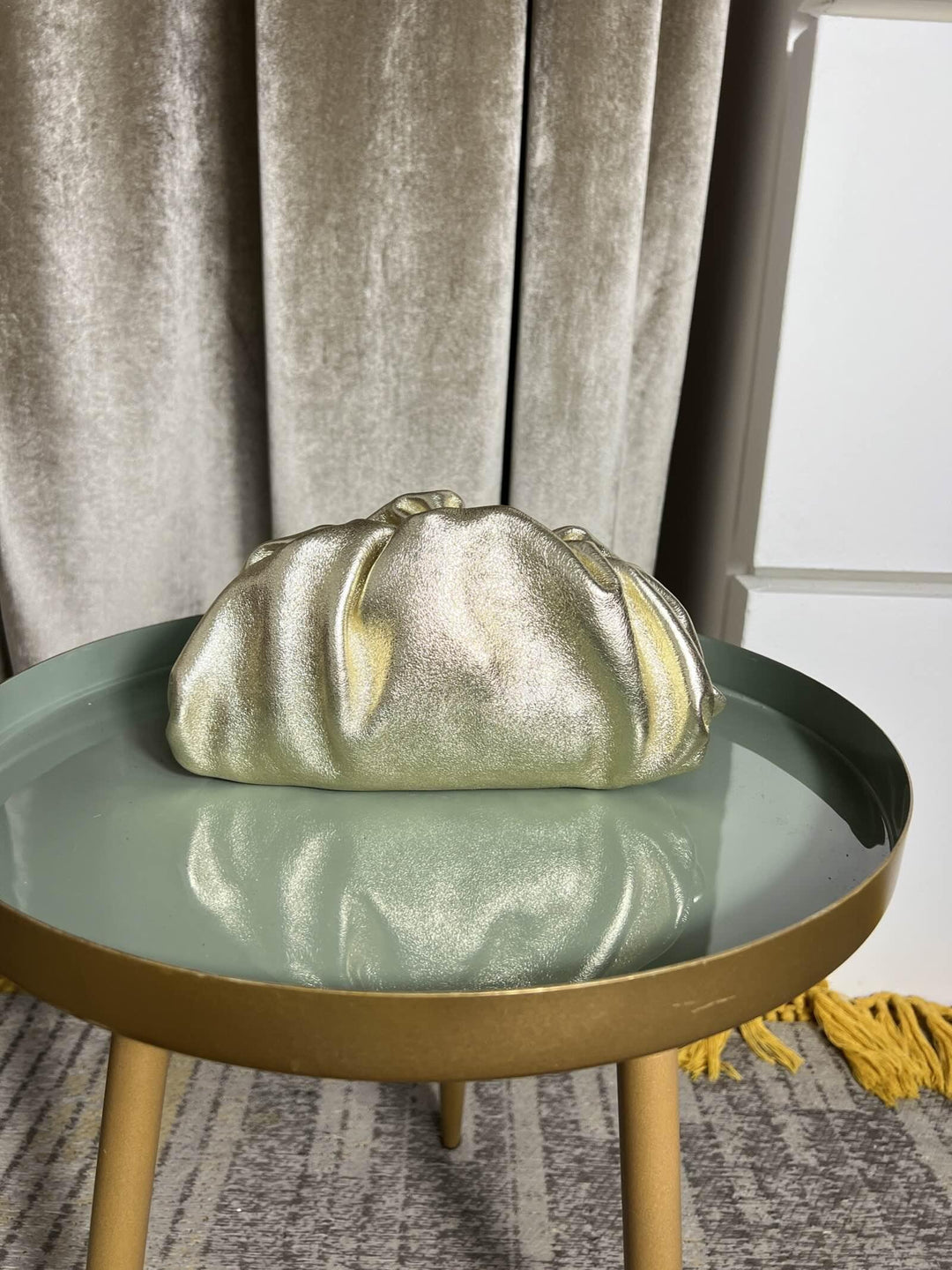 borsa oro clutch metallizzata con tracolla a catena 5596003 ORO FEMME CAFE SELECTION